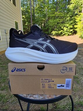Asics Gel Nimbus 27 1012B753 Black Running Shoes Women Size 9.5 Worn 2x With Box